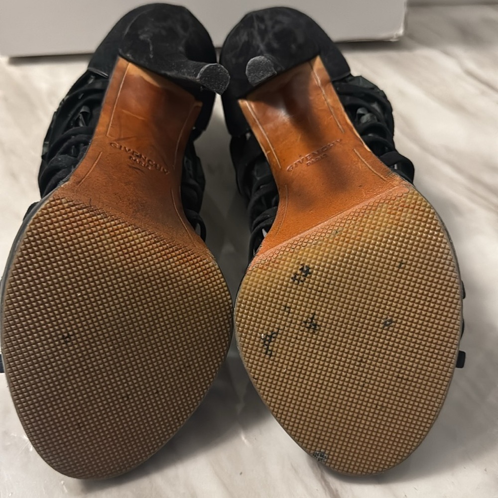 Givenchy Sz 8 Black Suede High Heel Peep Toe Strappy Back Zip Sandals Booties - Picture 6 of 10